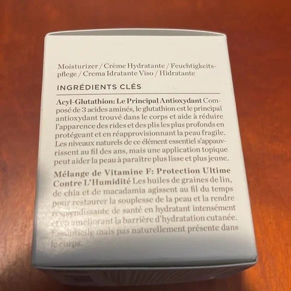 Perricone MD Essential Fx REJUVENATING MOISTURIZER Sealed  Free Gift - Picture 7 of 9